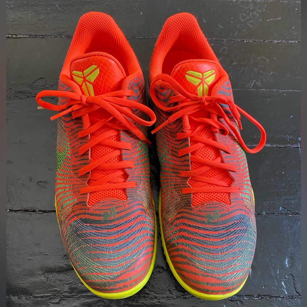 Nike Kobe Mamba Mentality Crimson Volt Size 10.5